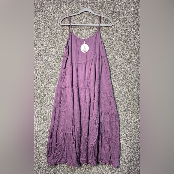 NWT Spaghetti Strap Asymmetric Tiered Maxi Dress Size Large - Picture 5 of 5